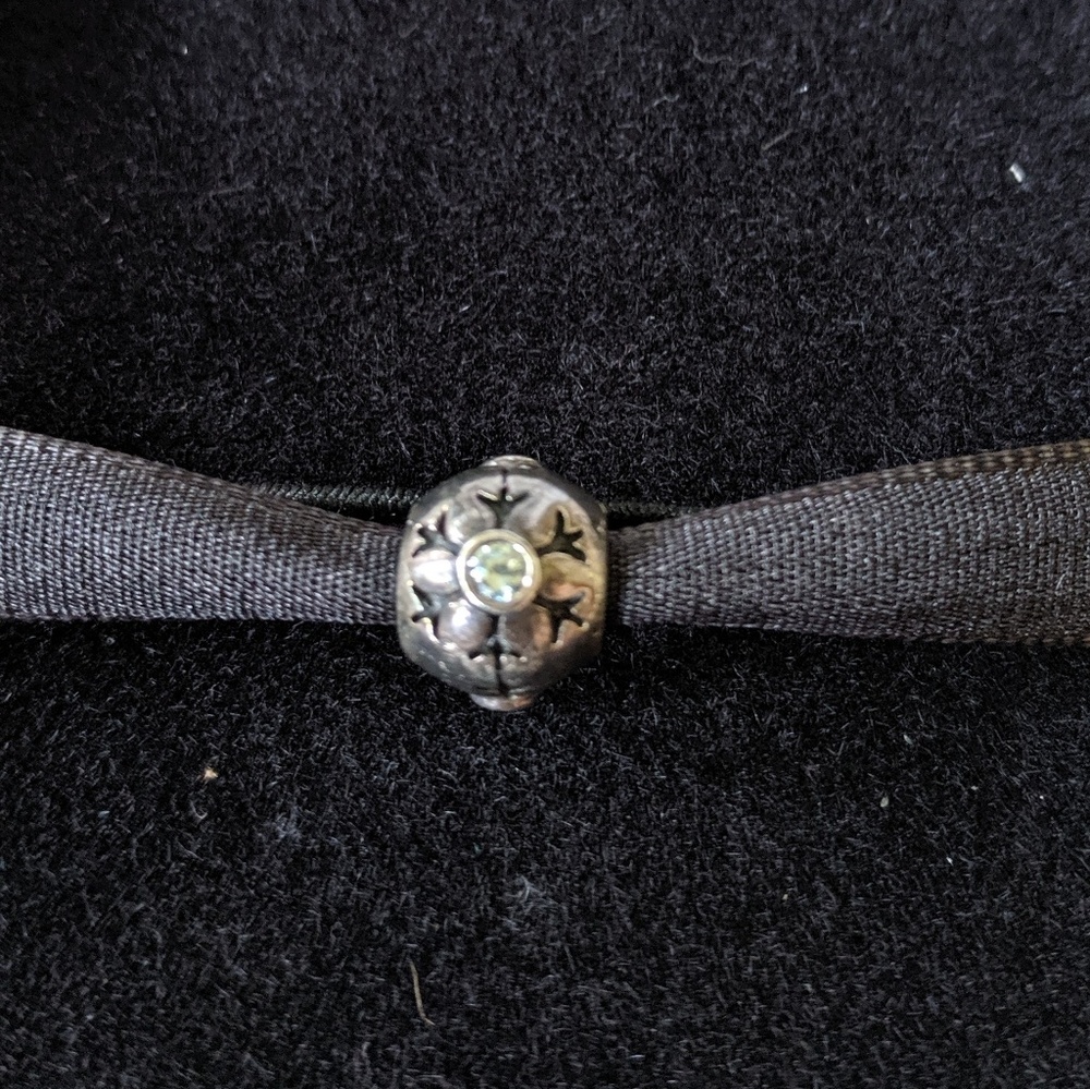 Pandora Snowflake Charm - Retired